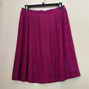 *LAST CHANCE Clearance Sale*  Mossimo Magenta Pleated 21in Knit Skirt LIKE NEW